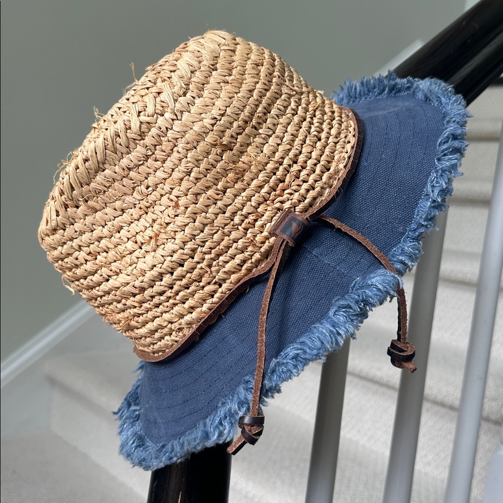 Sperry Blue and Red Anchor Straw Hat
